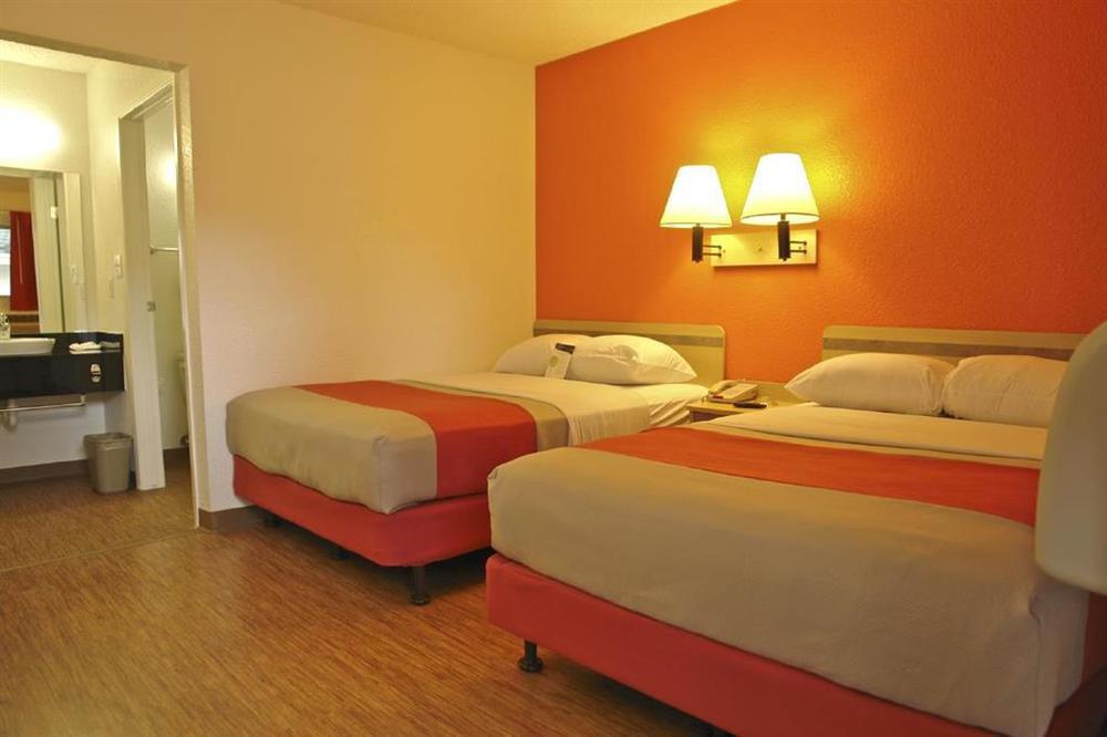 Hotel 6-wheat Ridge, Co - West - Denver North